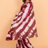 Brown Tie & Die Cotton Saree with Blouse Piece - Image 3